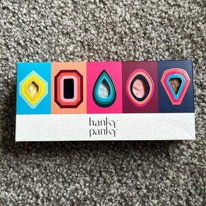 NEVER OPENED HANKY PANKY LOW RISE THONG SET